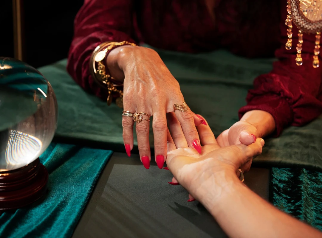 Hand Reader Astrology
